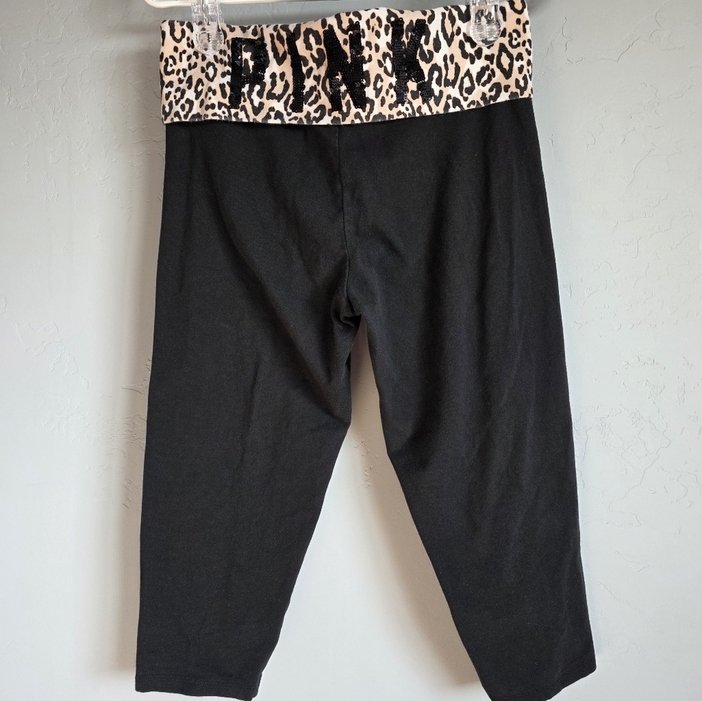 Victoria's Secret PINK Black Cropped Legging with Leopard Sequin Waistband, M